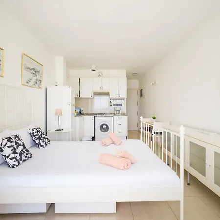 House On Playa De Canteras With Sea Views Semesterbostad